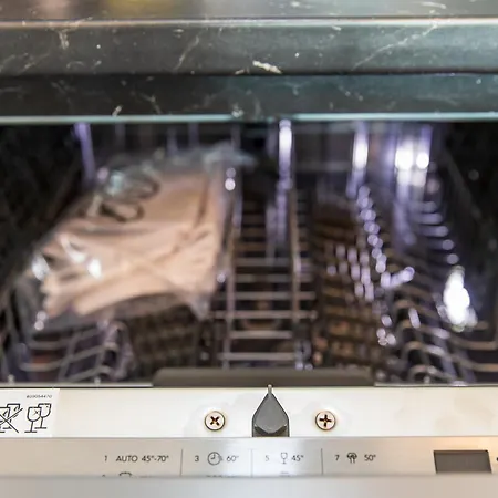 Highest Building In Baltic States!!!! 公寓 克莱佩达