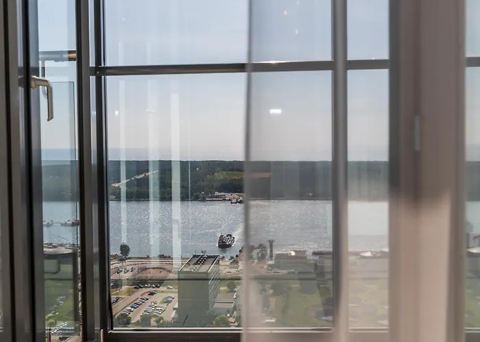 Highest Building In Baltic States!!!! Apartman